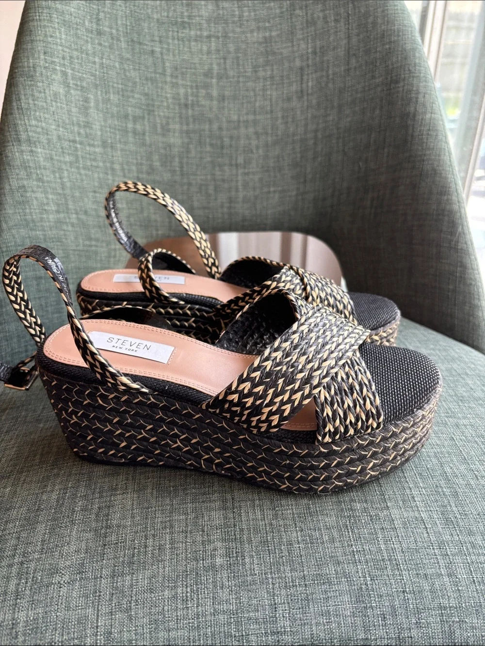 Steven women woven Black Natural tan Platform Sandals strappy resort 8.5 summer